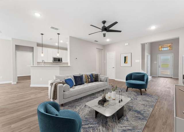 Property at 3504 Keyridge Dr, Dallas, TX 75241, 5 beds, 2.5 baths