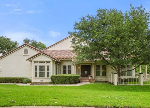 Property at 4608 N O Connor Ct, Irving, TX 75062, 2 beds, 2 baths
