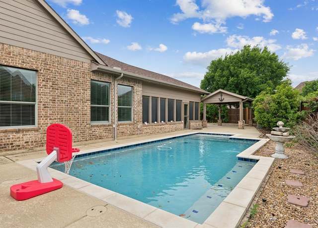 Property at 3500 White Water Ln, Mckinney, TX 75070, 3 beds, 2.5 baths