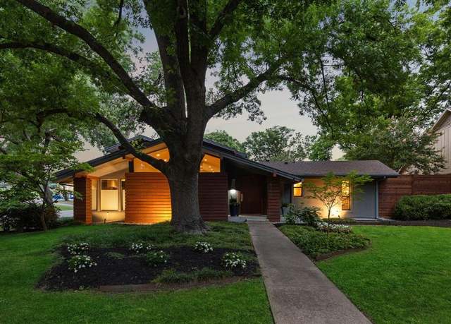 Property at 9705 Estate Ln, Dallas, TX 75238, 4 beds, 3.5 baths