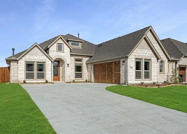 Property at 3818 Mesa Verde Dr, Rockwall, TX 75032, 3 beds, 2.5 baths