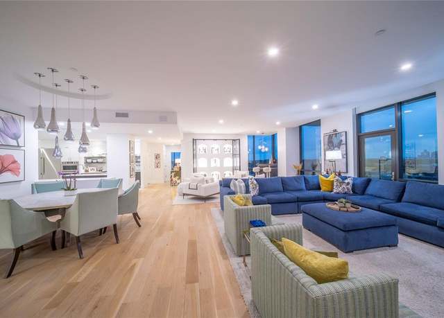 Property at 5656 N Central Expy #705, Dallas, TX 75206, 3 beds, 3.5 baths
