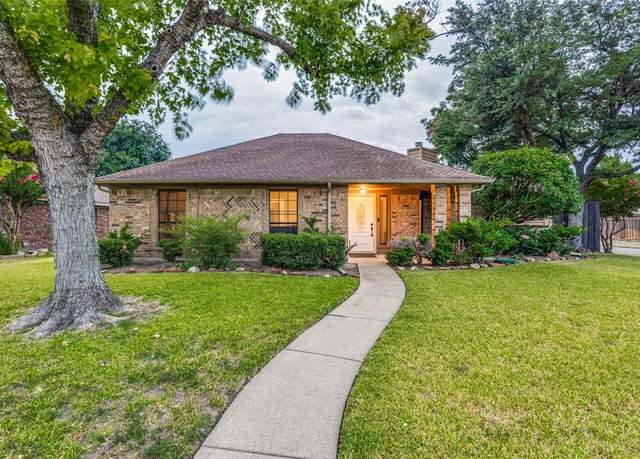 Property at 2225 University Cir, Rowlett, TX 75088, 3 beds, 2 baths