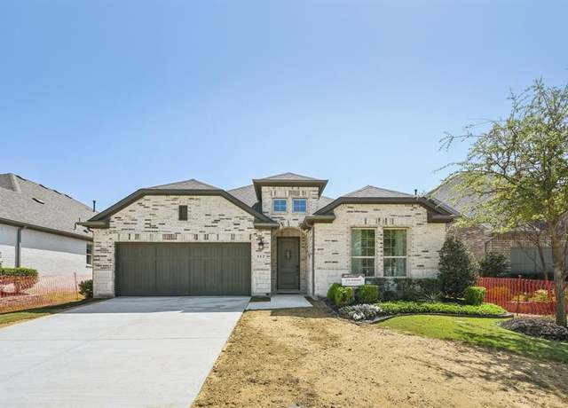 Property at 117 S Oak Dr, Oak Point, TX 75068, 3 beds, 2.5 baths