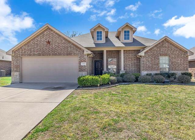 Property at 1703 Abaco Dr, Mansfield, TX 76063, 3 beds, 2 baths