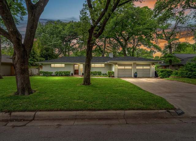 Property at 3200 Spanish Oak Dr, Fort Worth, TX 76109, 3 beds, 2 baths