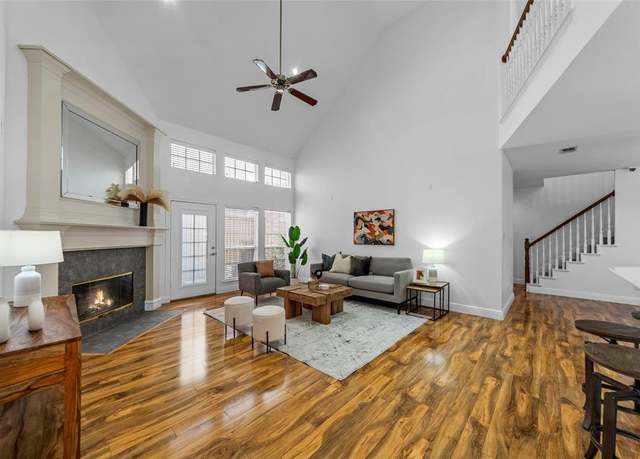 Property at 9320 Cedardale Dr, Plano, TX 75025, 4 beds, 3.5 baths