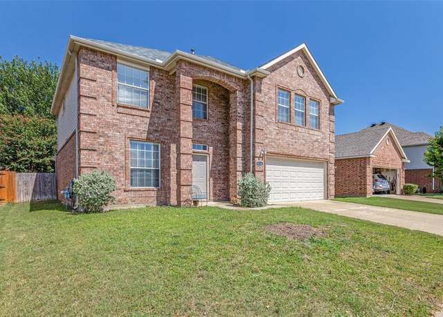 Property at 9116 Belvedere Dr, Fort Worth, TX 76244, 4 beds, 2.5 baths