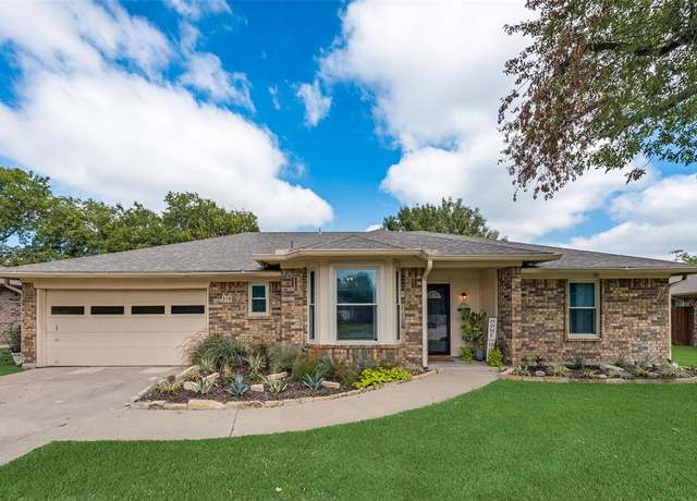 Property at 219 Meadowbrook Ln, Keller, TX 76248, 3 beds, 2 baths