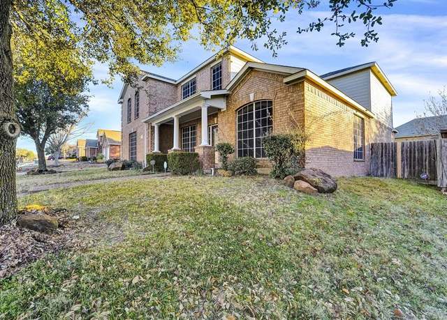 Property at 716 Candle Meadow Blvd, Desoto, TX 75115, 5 beds, 3.5 baths