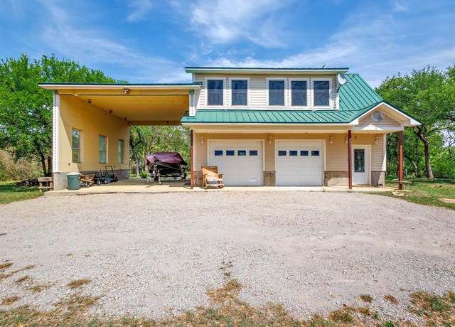 Property at 9555 County Road 456, Brownwood, TX 76801, 1 bed, 1.5 baths
