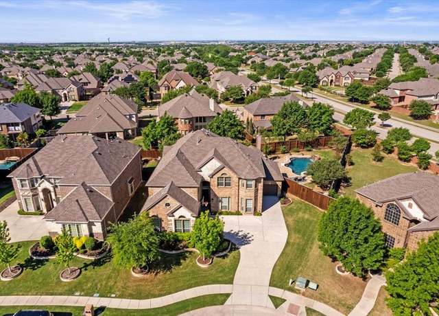 Property at 720 Bonham Dr, Prosper, TX 75078, 5 beds, 3.5 baths