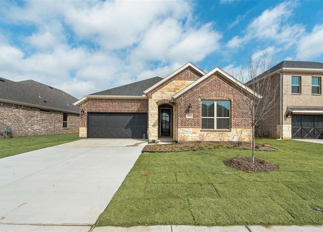 Property at 5813 Edward Dr, Celina, TX 76227, 3 beds, 2 baths