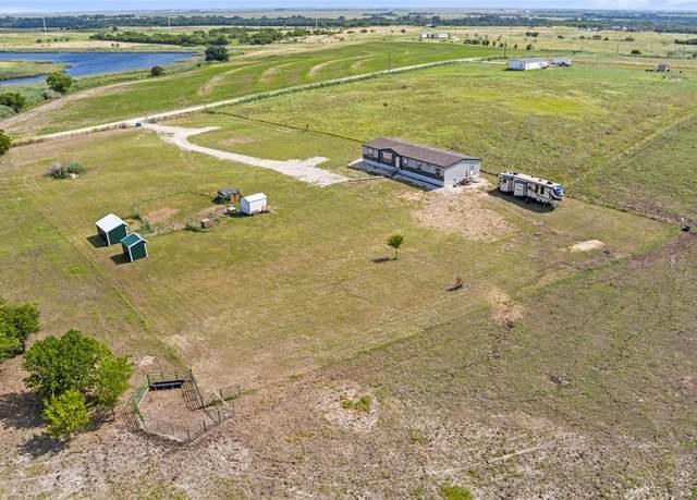Property at 162 Hcr 3215, Penelope, TX 76676, 5 beds, 3 baths