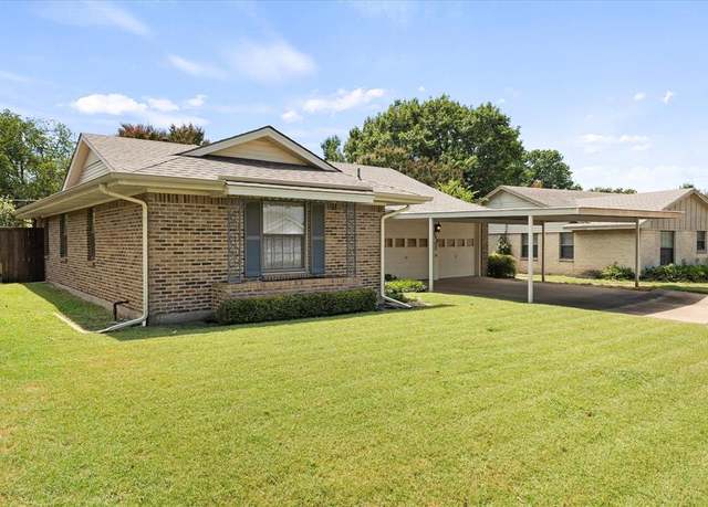 Property at 11114 Quail Run St, Dallas, TX 75238, 3 beds, 2 baths