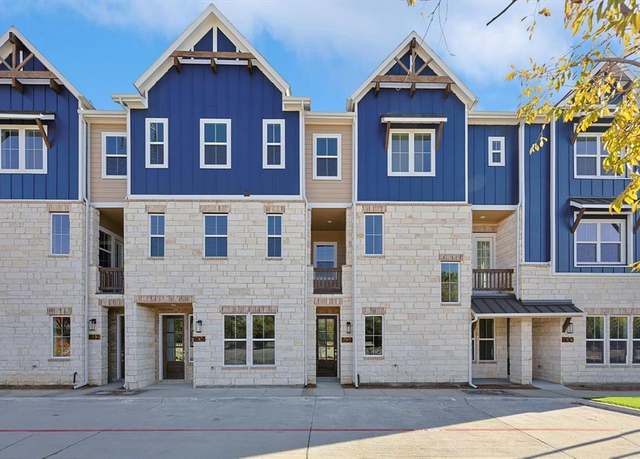 Property at 804 Comal Dr, Plano, TX 75075, 2 beds, 2.5 baths