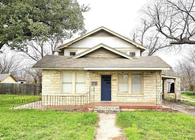 Property at 1713 Durham Ave, Brownwood, TX 76801, 4 beds, 2 baths