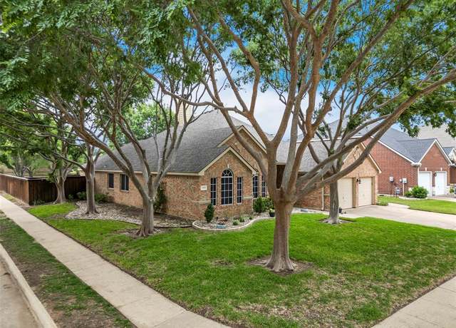 Property at 1301 Rosewood Trl, Flower Mound, TX 75028, 4 beds, 2 baths