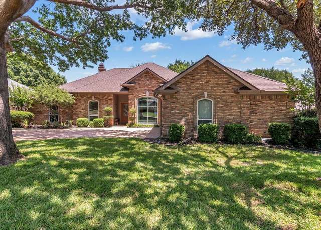Property at 1912 Skelton St, Flower Mound, TX 75022, 4 beds, 3 baths