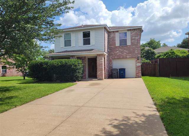Property at 2322 Tan Oak Dr, Dallas, TX 75212, 3 beds, 2.5 baths