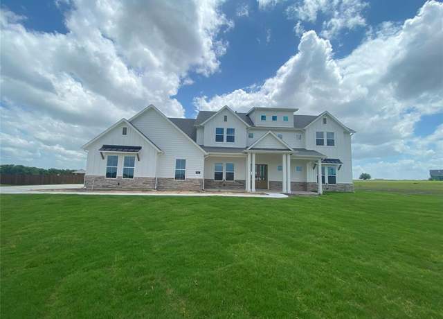 Property at 806 Liberty Ln, Nevada, TX 75173, 5 beds, 5 baths