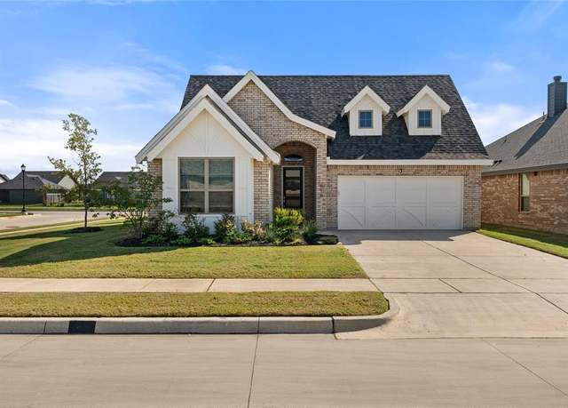 Property at 616 Wood Brook Ln, Burleson, TX 76028, 4 beds, 2 baths