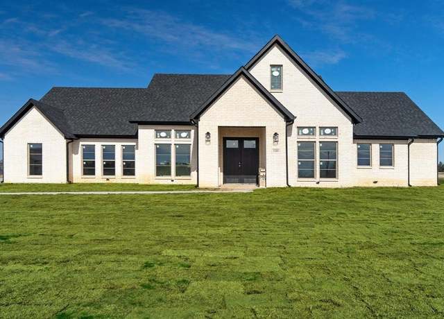 Property at 150 Private Road 5440, Point, TX 75472, 3 beds, 2.5 baths