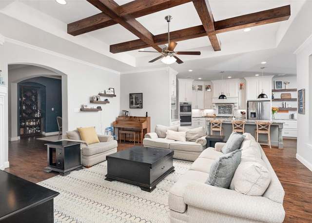 Property at 4424 Florentine Ln, Frisco, TX 75034, 5 beds, 4.5 baths