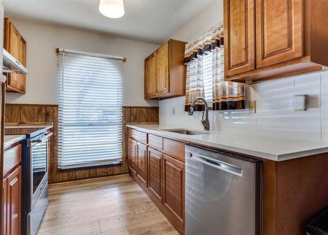 Property at 1721 Dell Oak Dr, Garland, TX 75040, 3 beds, 2 baths
