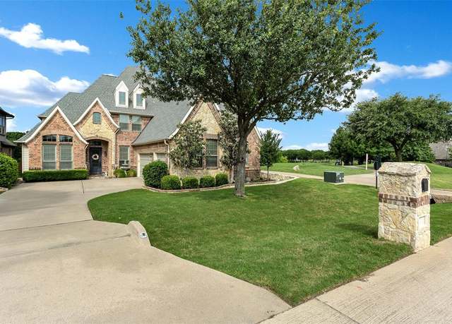 Property at 2401 Portwood Way, Fort Worth, TX 76179, 4 beds, 4.5 baths