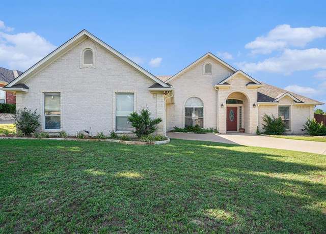 Property at 2109 Timber Cove Ct, Weatherford, TX 76087, 3 beds, 2 baths