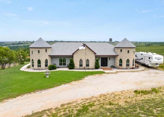 Property at 1395 Private Road 4011, Decatur, TX 76234, 4 beds, 5 baths