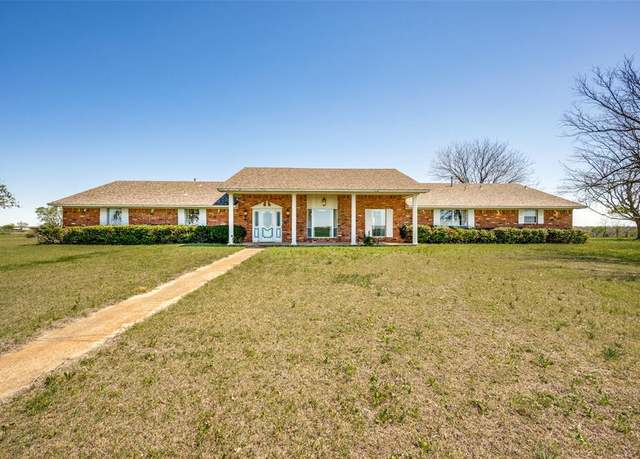 Property at 3020 Melton, Sanger, TX 76266, 6 beds, 3.5 baths
