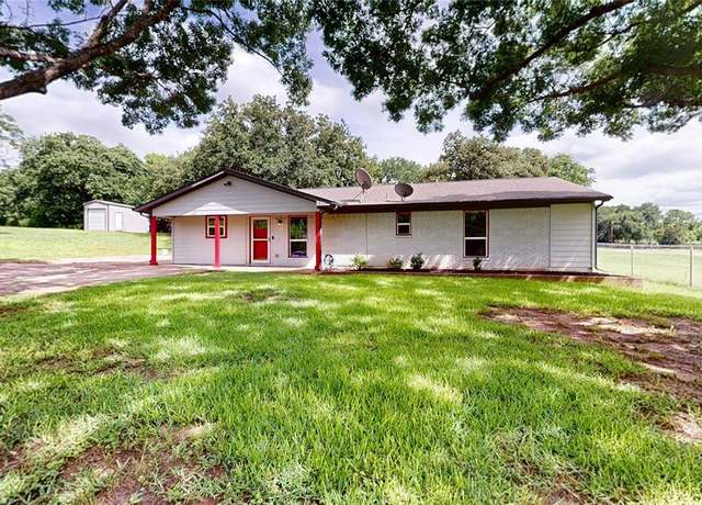 Property at 1615 Moody Ln, Mansfield, TX 76063, 4 beds, 2 baths