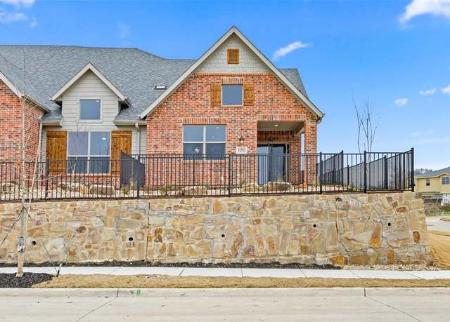 Property at 8517 Del Rio Trl, Rowlett, TX 75089, 4 beds, 3 baths