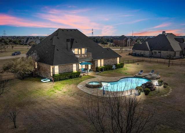 Property at 14 Windsor Dr, Mclendon Chisholm, TX 75032, 4 beds, 3.5 baths