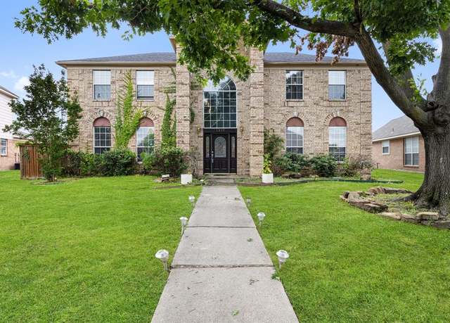 Property at 1317 Woodthorpe Dr, Mesquite, TX 75181, 5 beds, 2.5 baths