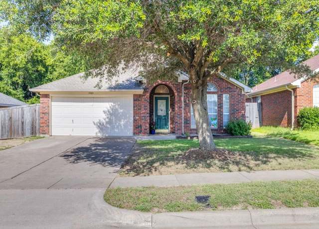 Property at 5903 Garden View Dr, Arlington, TX 76018, 4 beds, 2 baths