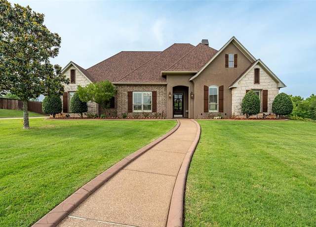 Property at 616 Oak Grove Way, Bullard, TX 75757, 4 beds, 2.5 baths