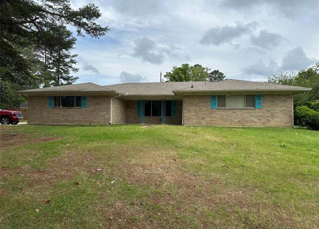 Property at 1001 E Todd St, Minden, LA 71055, 3 beds, 2 baths