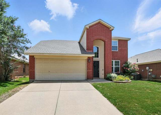 Property at 8520 Hawks Nest Dr, Fort Worth, TX 76131, 4 beds, 2.5 baths