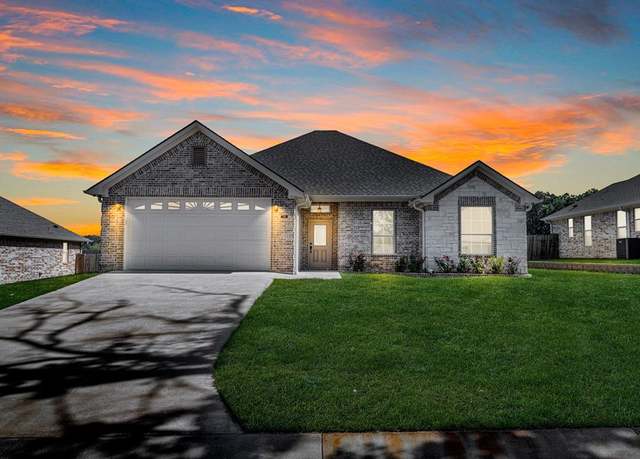 Property at 114 Hay Meadow Dr, Winona, TX 75792, 3 beds, 2 baths