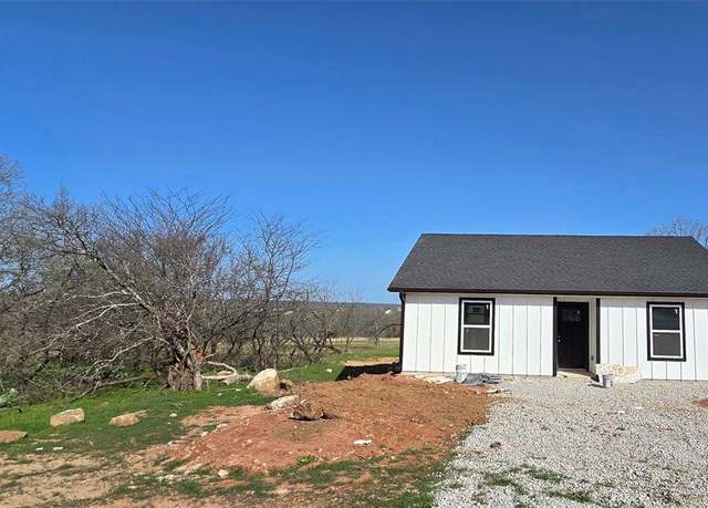Property at 380 Cimmarron Trl, Bridgeport, TX 76426, 2 beds, 1 bath