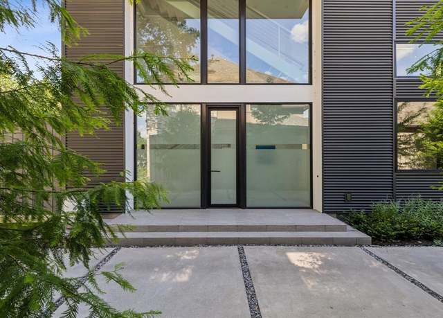 Property at 5101 Vickery Blvd, Dallas, TX 75206, 3 beds, 3.5 baths