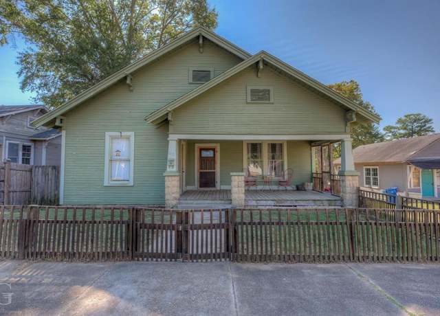 Property at 401 College St, Minden, LA 71055, 3 beds, 2 baths