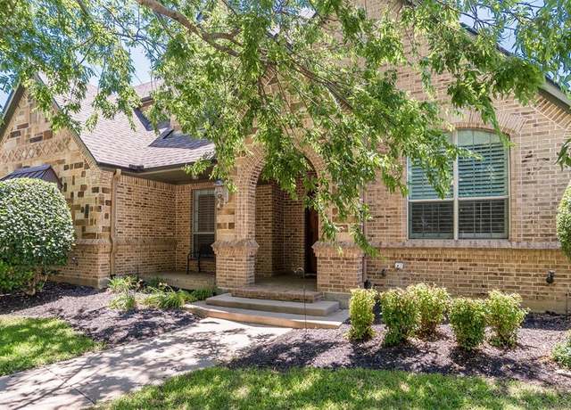 Property at 6208 Riverview Cir, Fort Worth, TX 76112, 4 beds, 3 baths