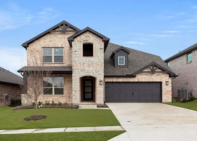 Property at 1920 Bobbin Mill Ln, Forney, TX 75126, 4 beds, 3 baths