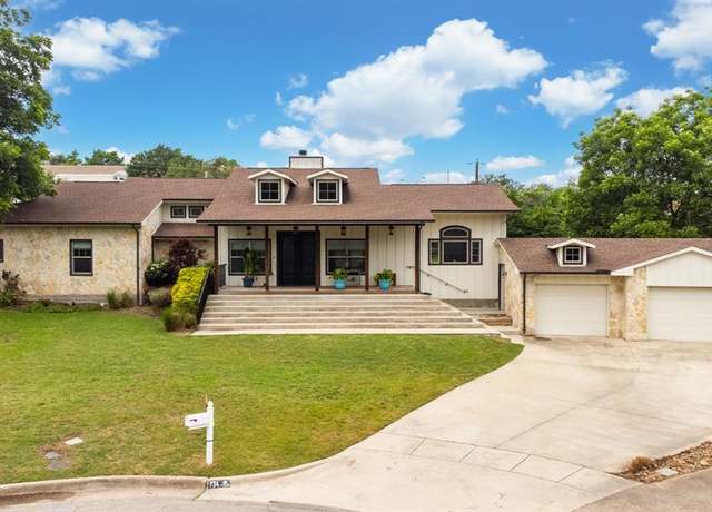 Property at 734 Monssen Pkwy, Dallas, TX 75224, 3 beds, 2.5 baths