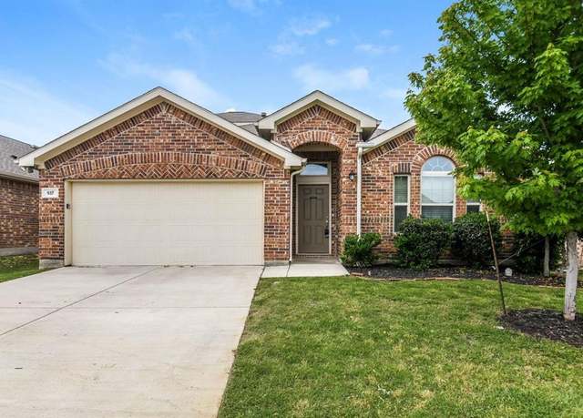 Property at 617 Saguaro Dr, Fort Worth, TX 76052, 4 beds, 2 baths