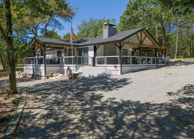 Property at 152 Homesite Rd, Pottsboro, TX 75076, 2 beds, 2 baths
